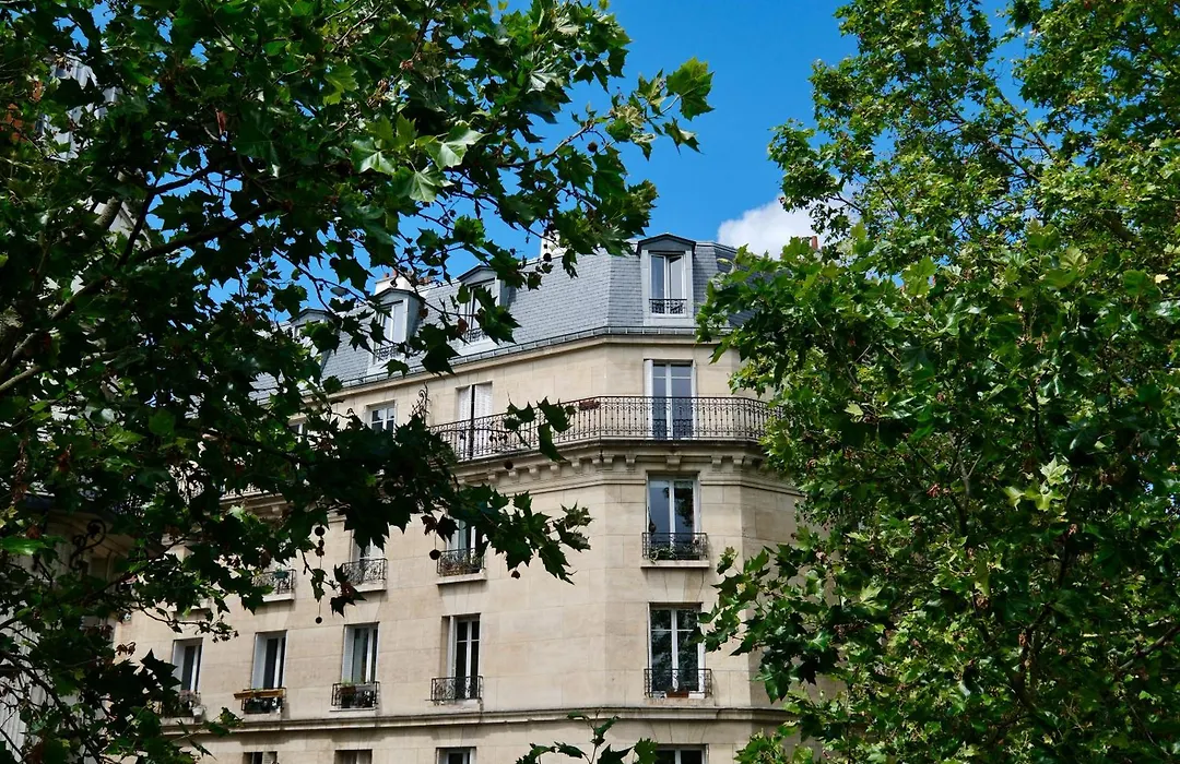 Hipotel Paris Gambetta République-1